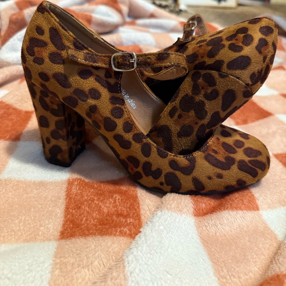 Leopard Print Mary Jane Heels